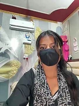 Curvy_Taara's cam snapshot