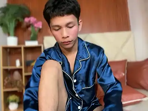 TheBoyAboveYou live sex cam