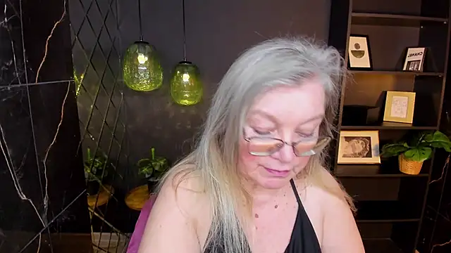 NataliMellow's cam snapshot