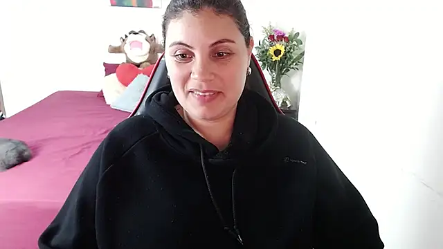 Secret_Bella's cam snapshot