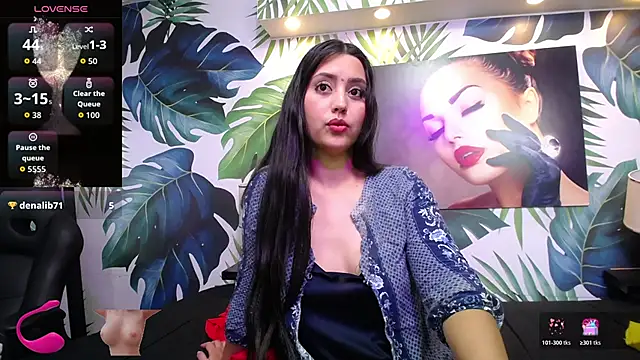 _tahira__'s cam snapshot