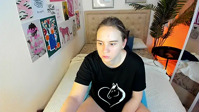 Lika_0ne's cam snapshot