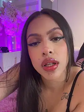 Mila_Hank_'s cam snapshot