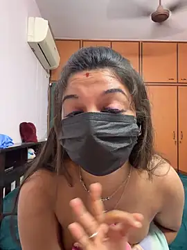 Sirishateluguammai's cam snapshot