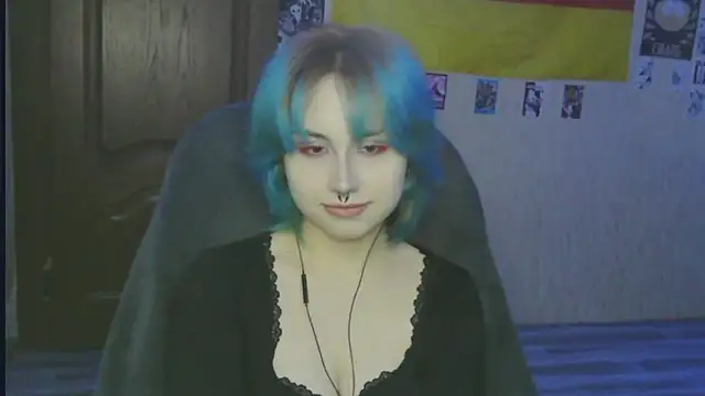 LeisaHopperstad's cam snapshot