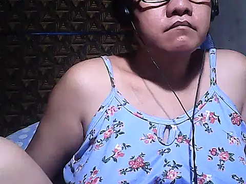 sweetsosie18 live sex cam