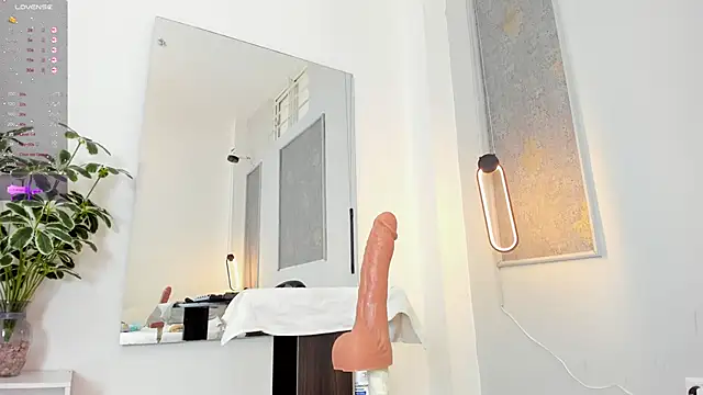 lannarusso_'s cam snapshot