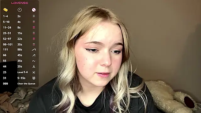 ZaraCreedon live sex cam