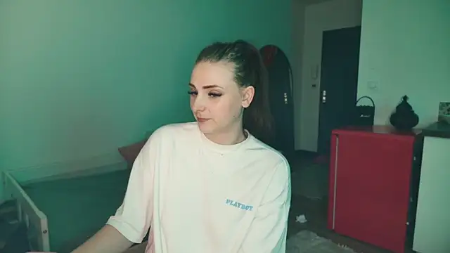 Celeste_Off's cam snapshot