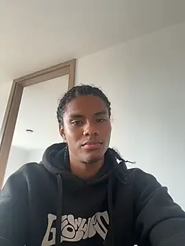 Lucas_eevans live sex cam