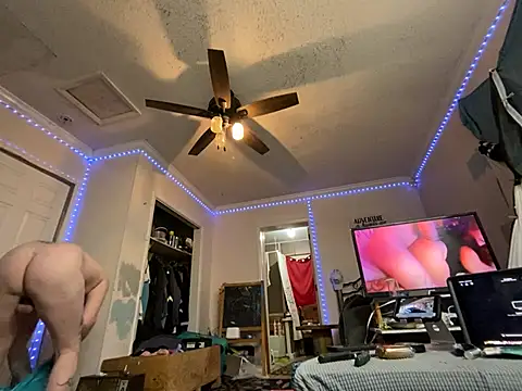 CLoSpunkmeyer69 live sex cam