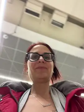 NataKitten live sex cam