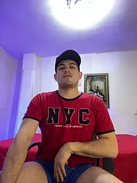 williamsmiiths16 live sex cam