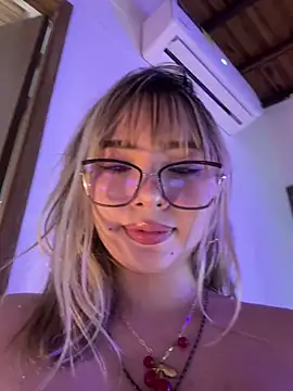 Julieta_priv live sex cam