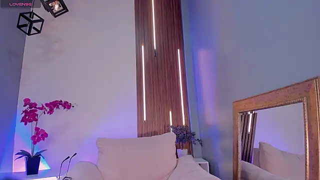 SimonaStar's cam snapshot