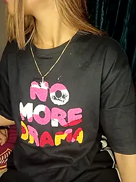 LOVELY_BABYJI's cam snapshot