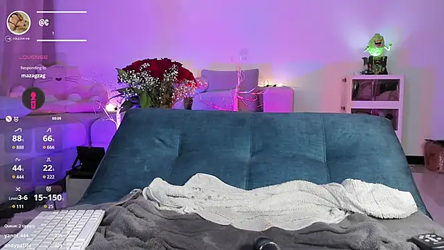 Cotton_dollie's cam snapshot