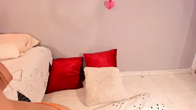 Maia_W10's cam snapshot