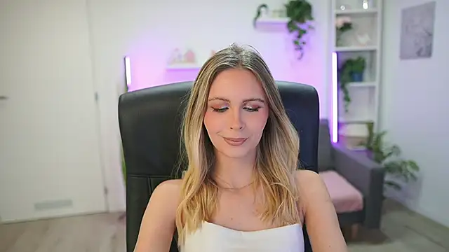 catecrago_'s cam snapshot