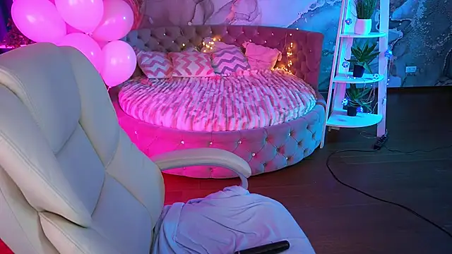 LittleShyy's cam snapshot