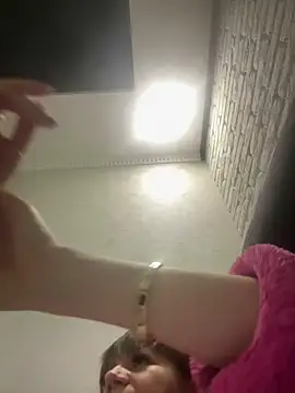 Butterfly8385's cam snapshot