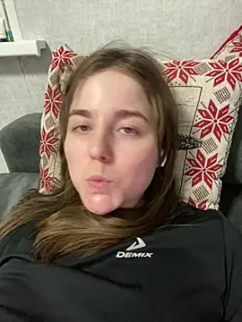 Lady_woman's cam snapshot