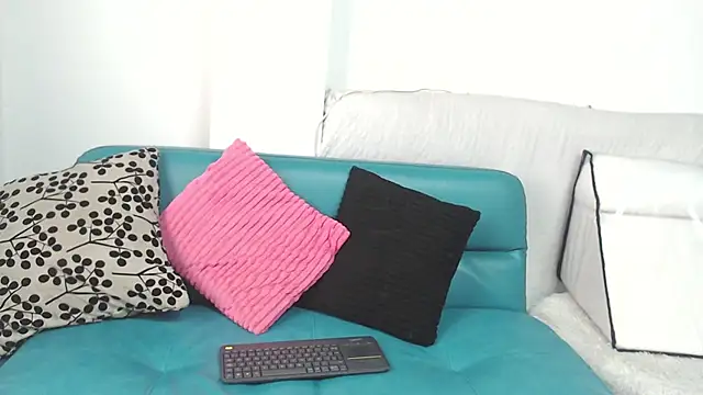 mailyn_gold's cam snapshot