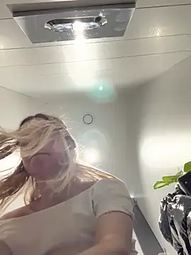 blonde_exe live sex cam