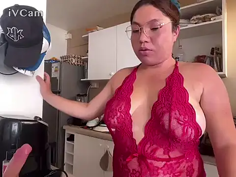 WhiteWomen's cam snapshot