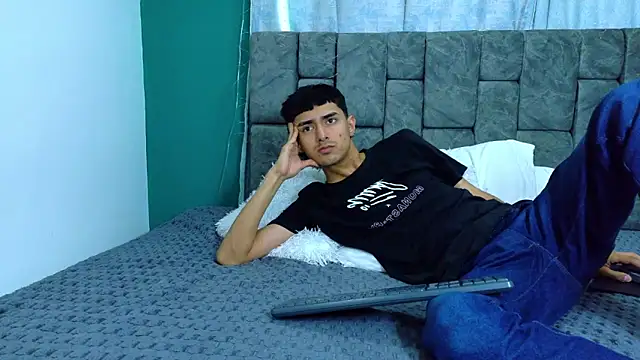 Anthony_carter's cam snapshot