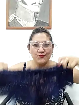 JULIETA_21-'s cam snapshot