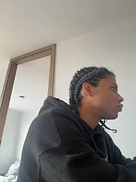 Lucas_eevans live sex cam