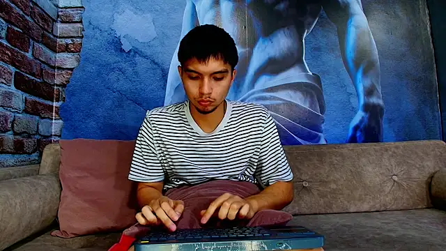 Derek_freeman's cam snapshot