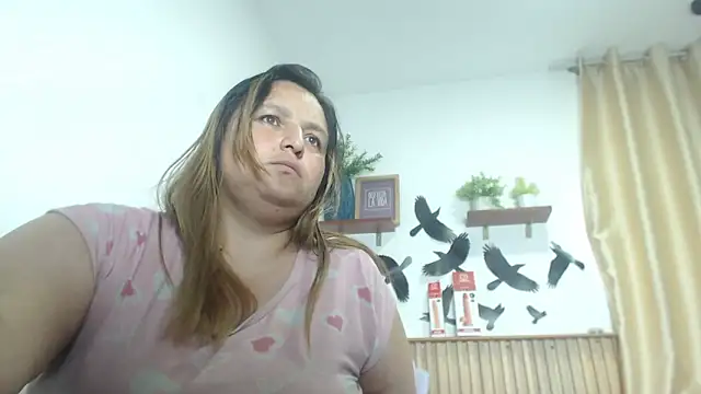 SweetRouse__'s cam snapshot