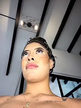 MystiqueXXX's cam snapshot