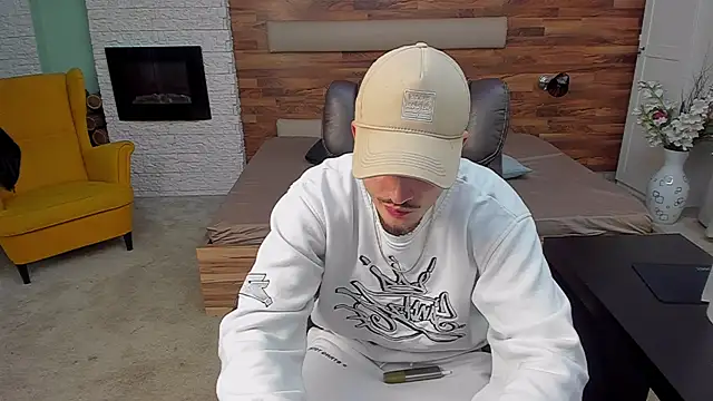 BrandonTate live sex cam