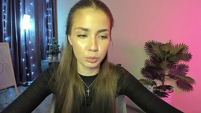 Aurora_Glow21's cam snapshot