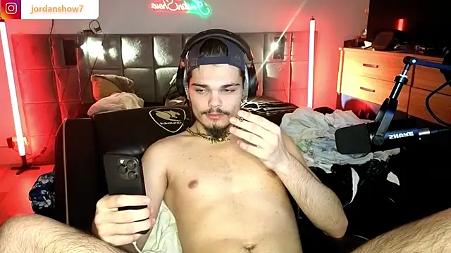 JordanShow live sex cam