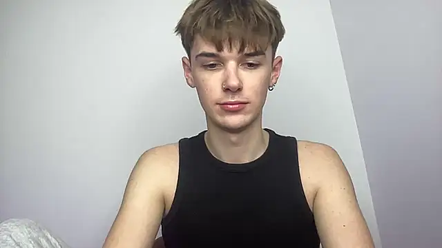 YourMilkyGuy live sex cam