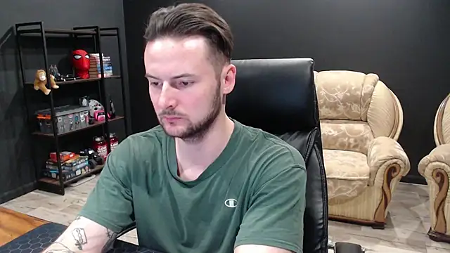 MihasikD live sex cam