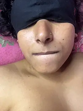 Hot-AngoriBhabhi's cam snapshot