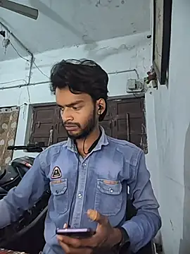 Herecallboyyash's cam snapshot