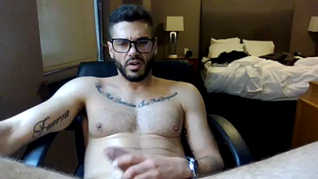 Strokeking4u's cam snapshot