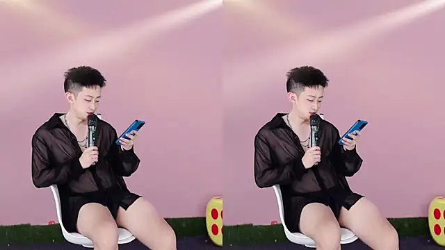 w-lucky live sex cam