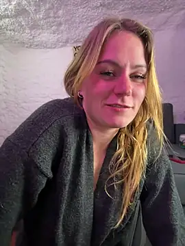 selenaluvv live sex cam