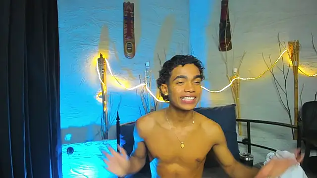 AlanCutee live sex cam