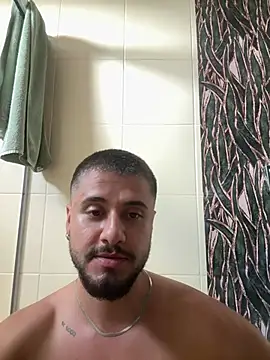 guzz_fit's cam snapshot