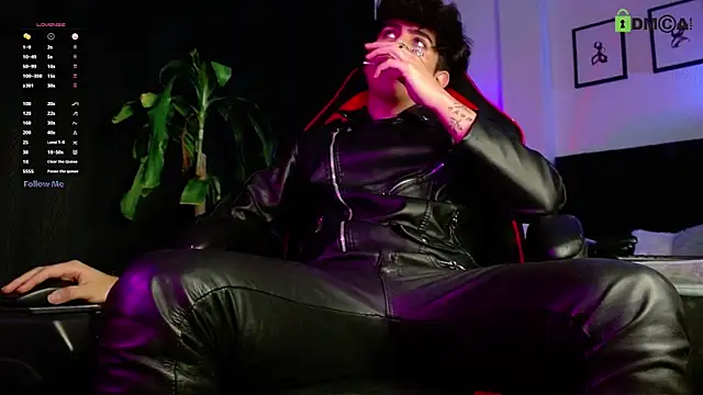 LyleBennett_'s cam snapshot