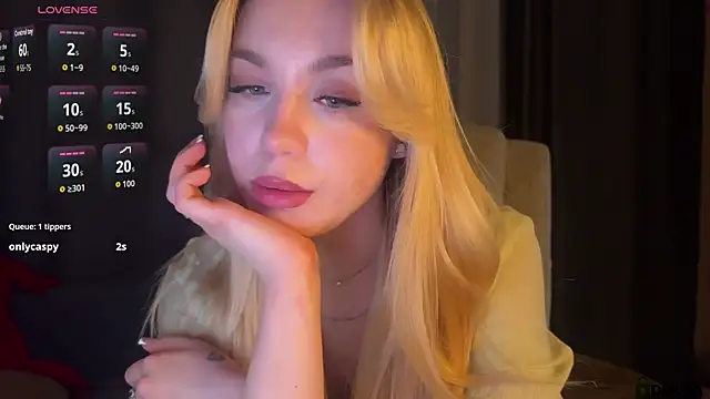 ariashaa's cam snapshot