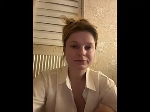 Wet___librarian's cam snapshot